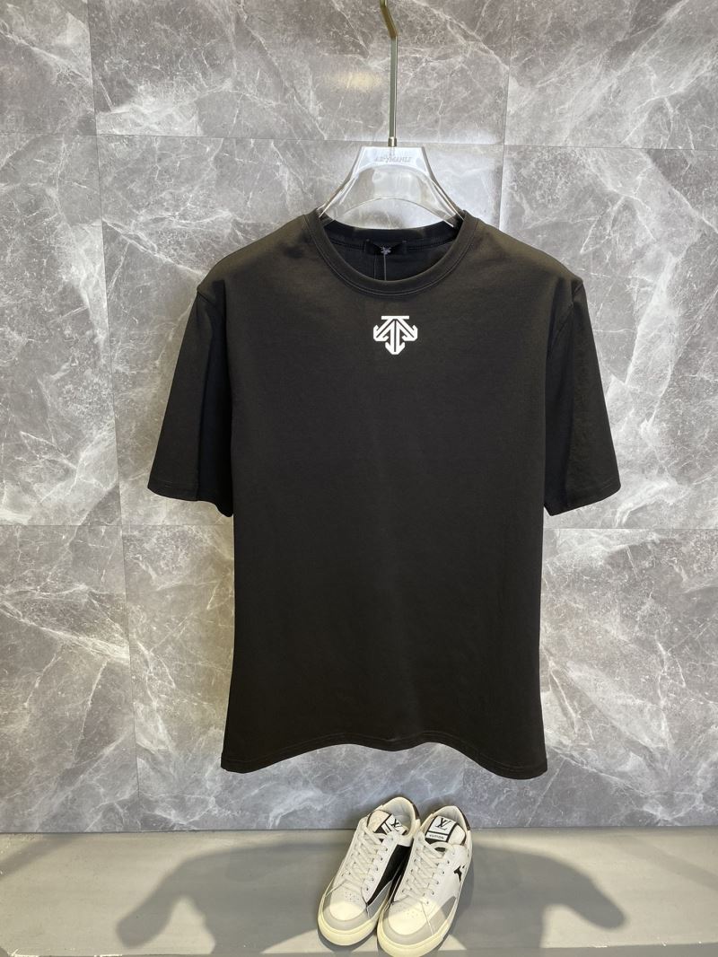 Descente T-Shirts